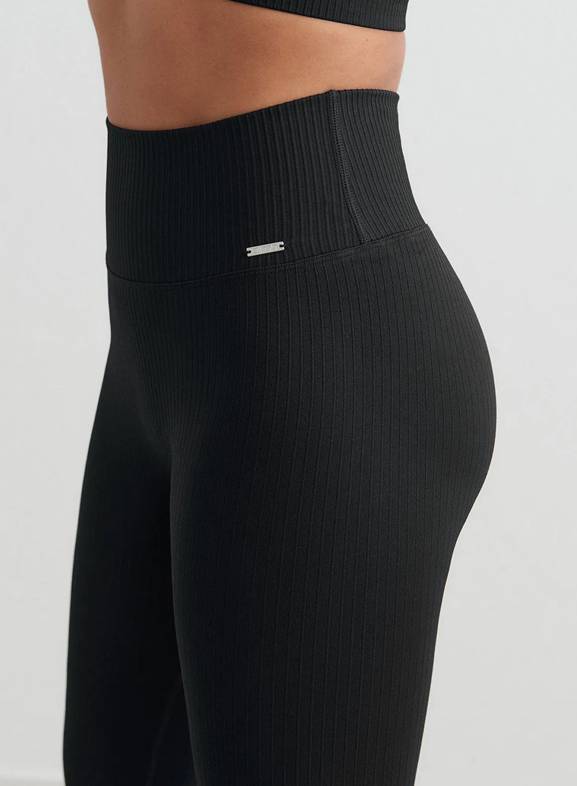 Black Ribbed Seamless Tights